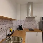 Myhome Urban Apartments-air Conditioning-city Center Apartament *
