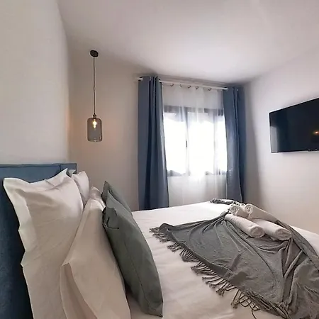 Myhome Urban Apartments-air Conditioning-city Center Lejlighed