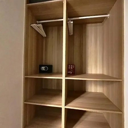 Lejlighed Myhome Urban Apartments-air Conditioning-city Center *