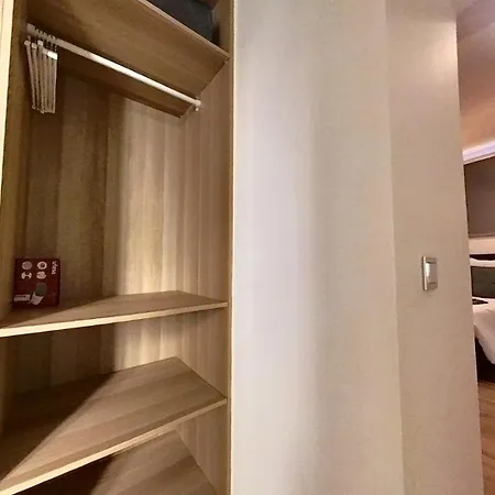 Appartement Myhome Urban Apartments-air Conditioning-city Center